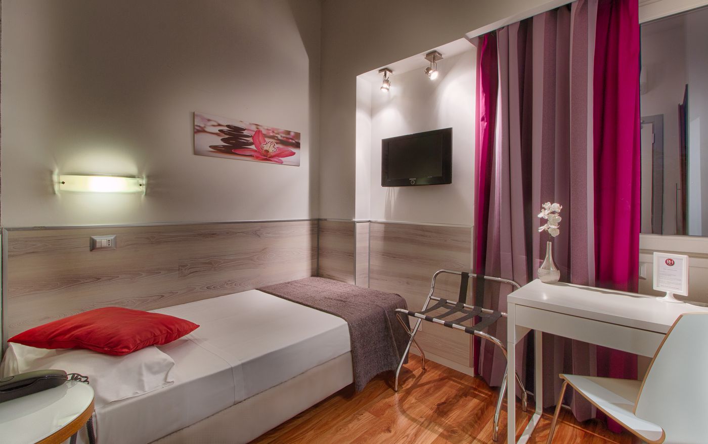 Raganelli-Hotel-Room-26
