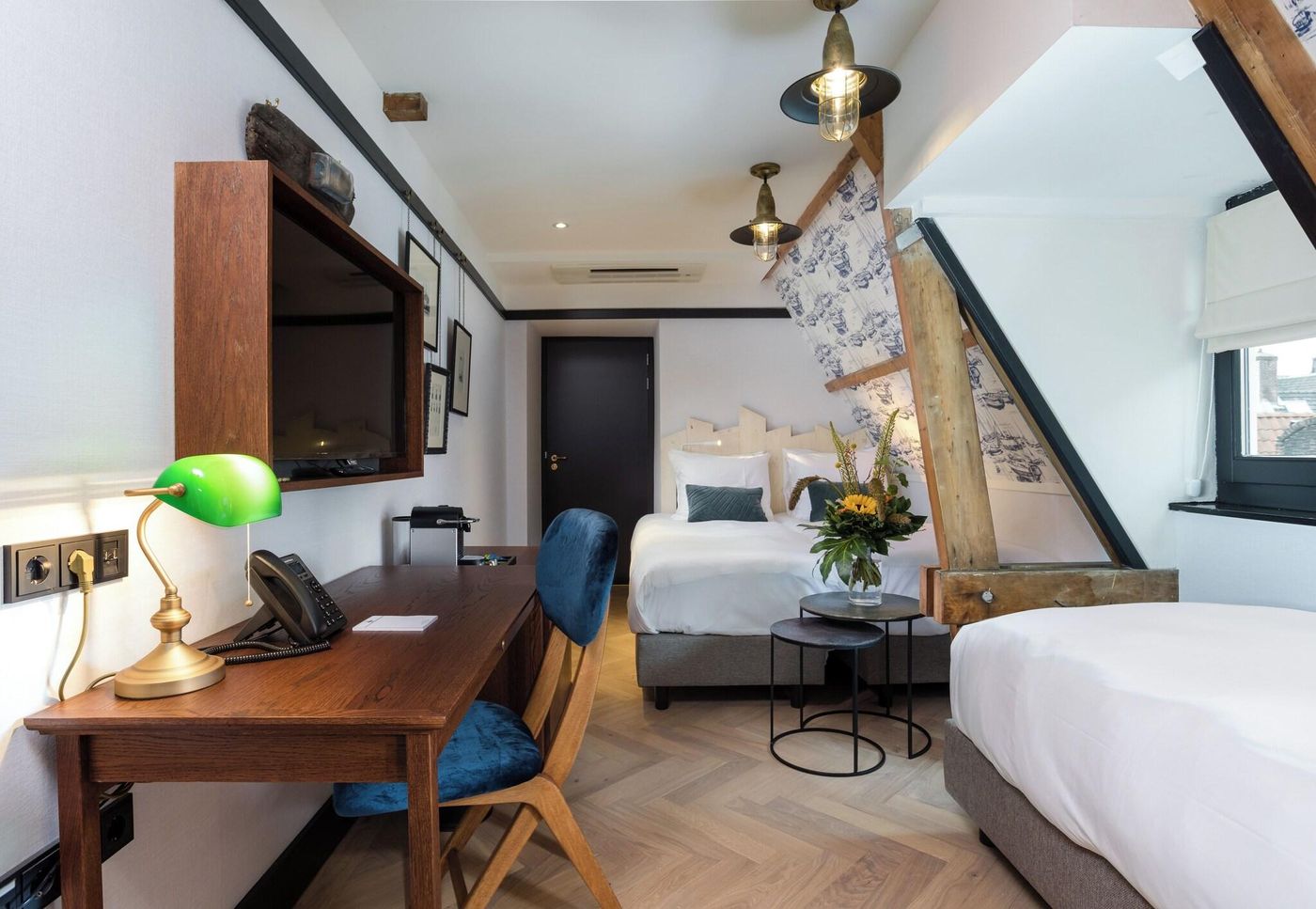 The-Hendrick-S-Hotel-Room-26