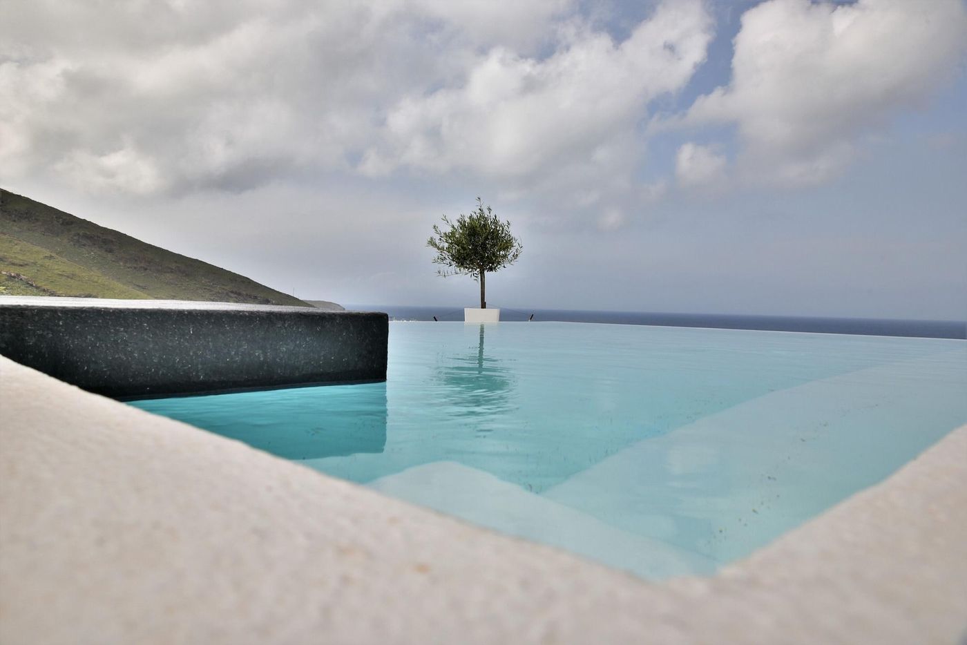 Horizon-Mills-Villas---Suites-Room-1