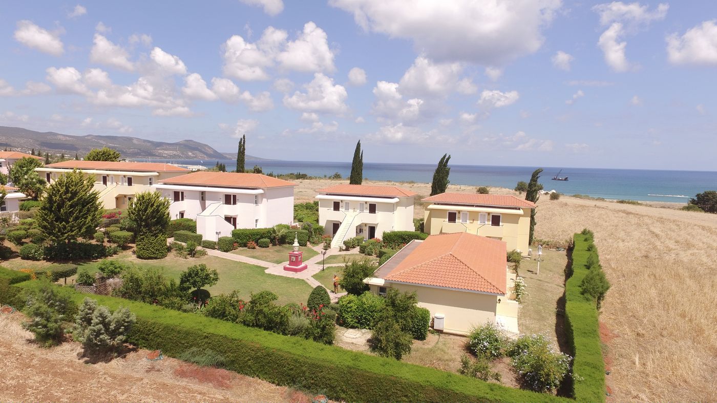 Akamanthea-Holiday-Village-Pool-19