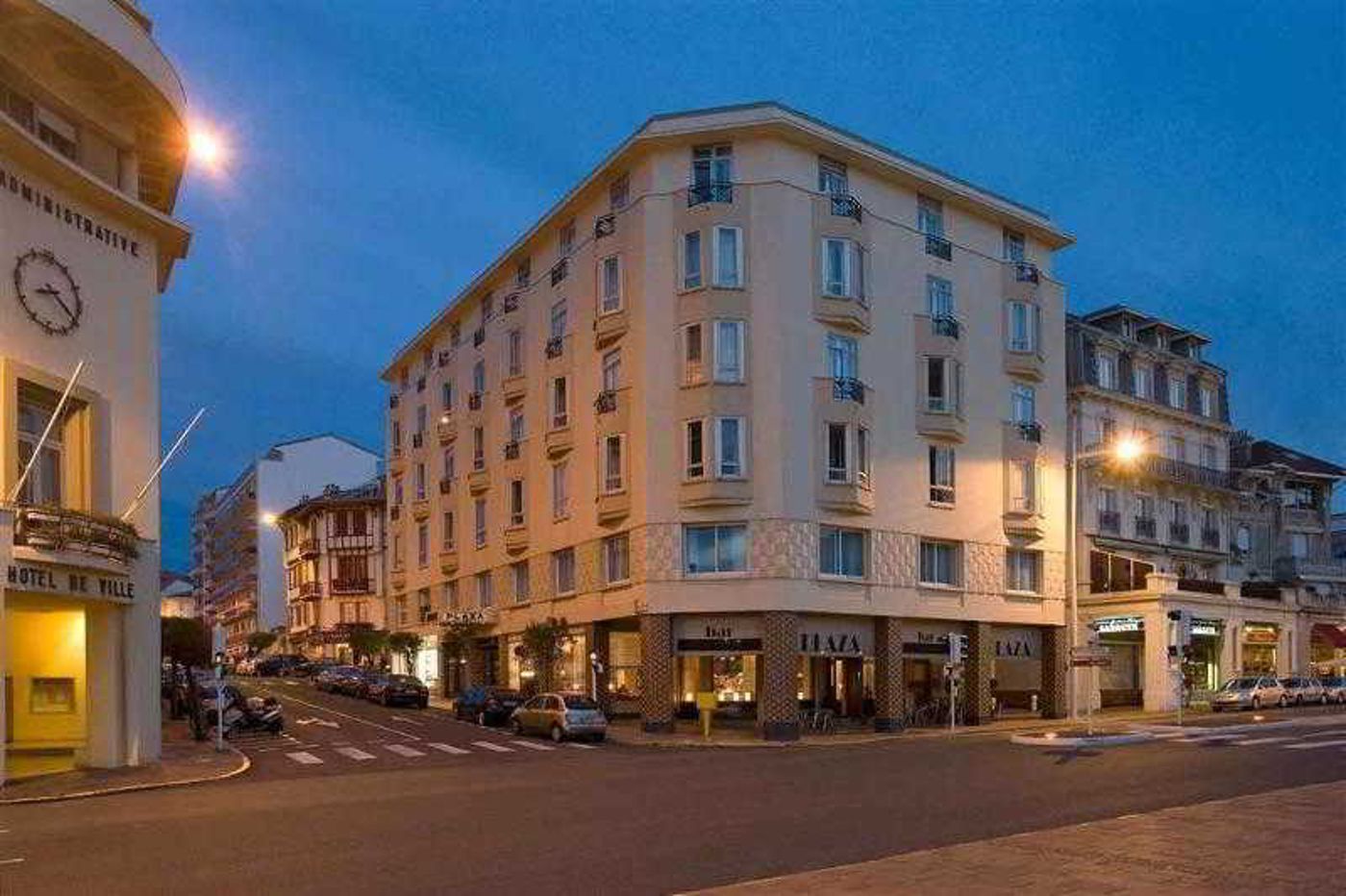 Hôtel Mercure Biarritz Centre Plaza-France-BIARRITZ-General view-1