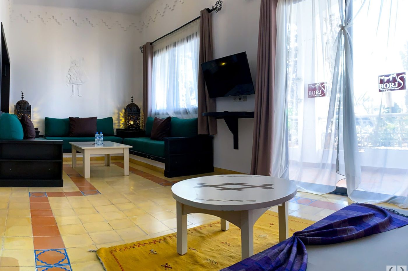 Borjs Hotel Suites & SPA