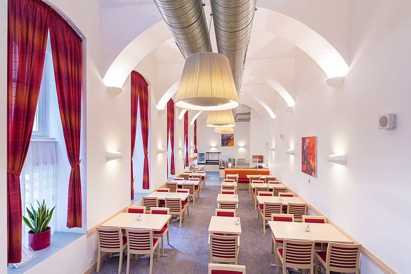 Exe-City-Park-Praga-Restaurant-9