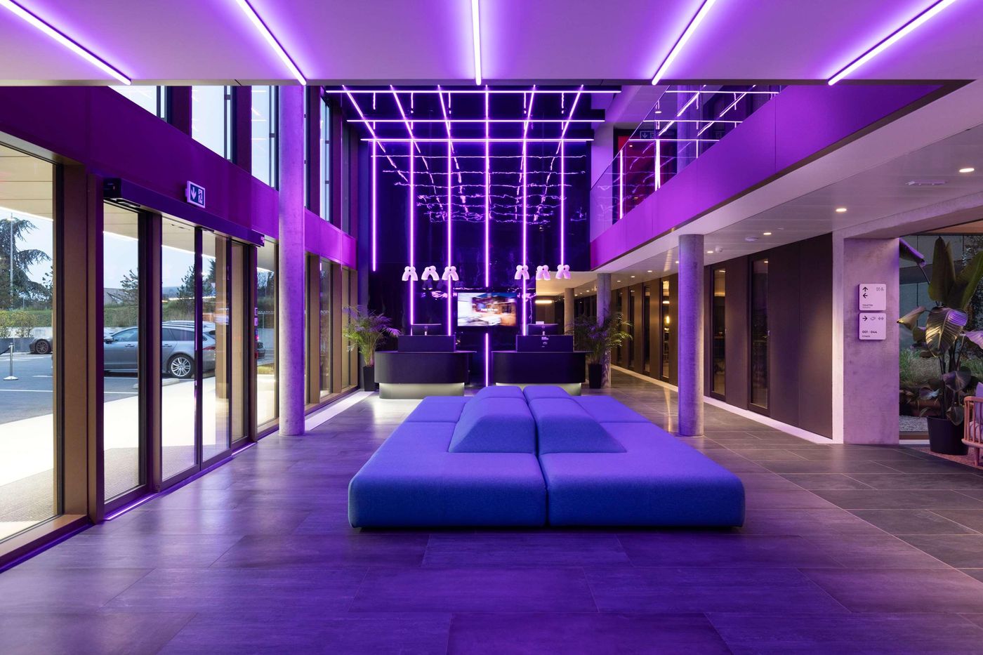 Yotel-Geneva-Lake-Lobby-6