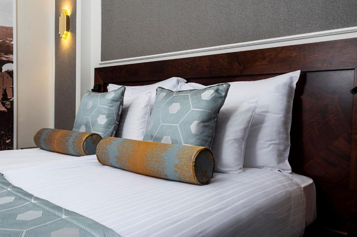 Grand-Hotel-International-Room-28