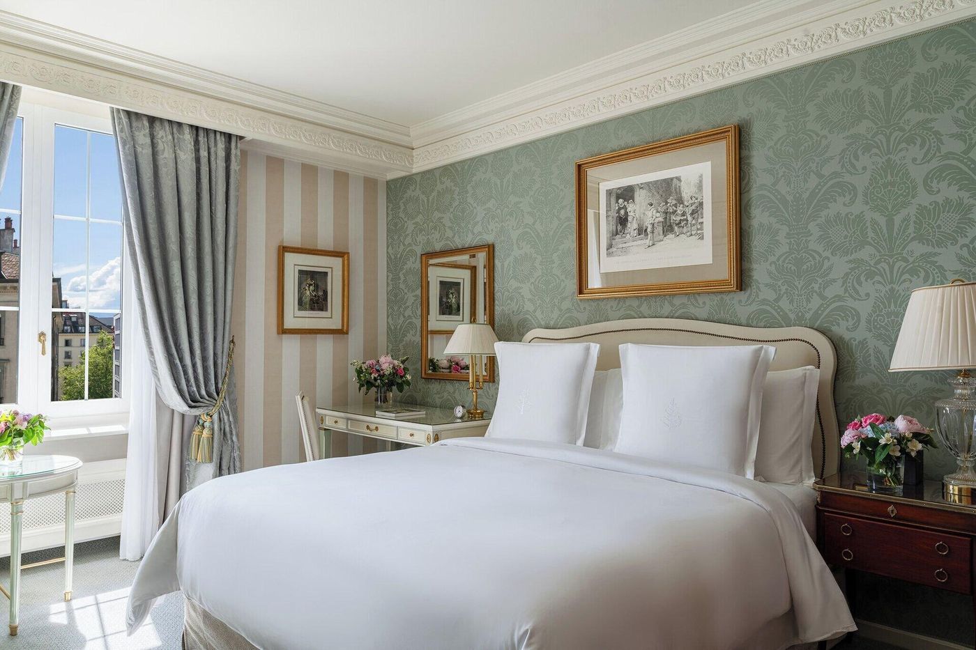 Four-Seasons-Hotel-Geneva-Room-31