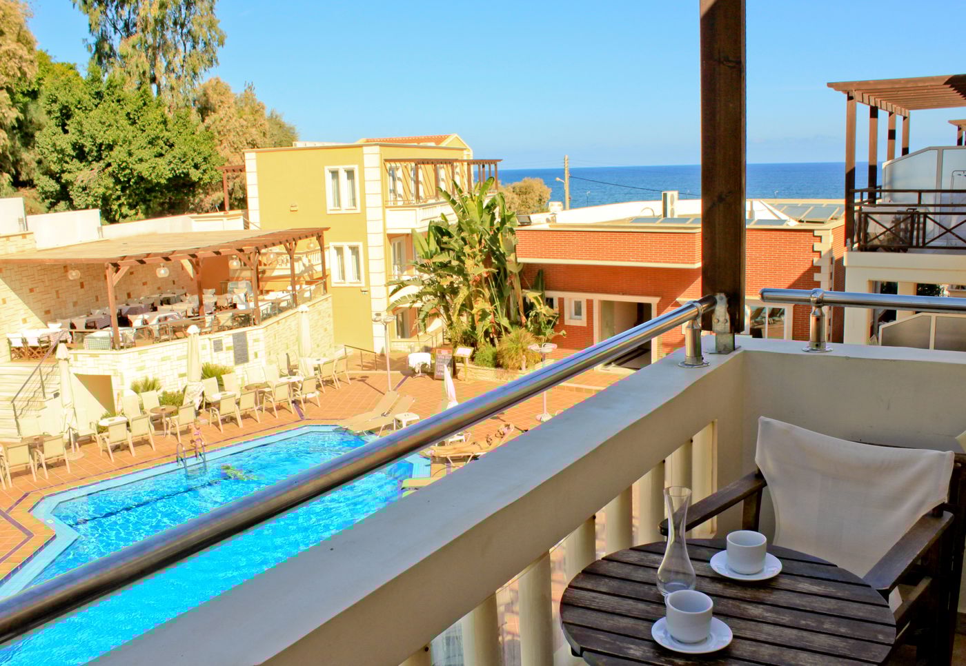 Porto-Kalamaki-Hotel-Apartments-Room-8