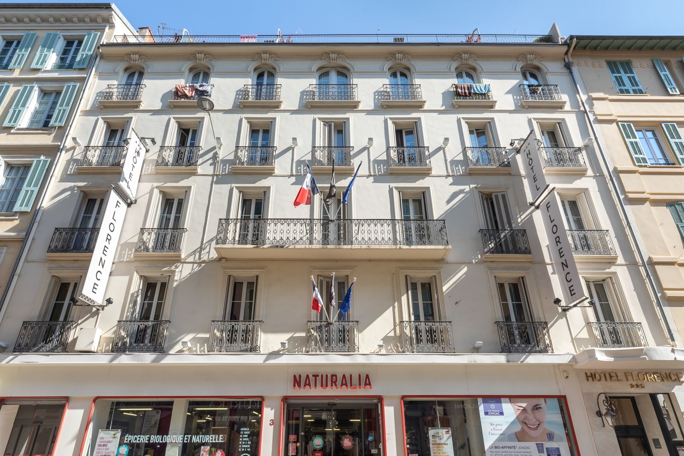 Grand-Hotel-Le-Florence-General-view-3