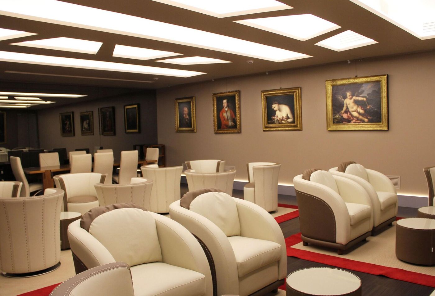 Harry-s-Bar-Trevi-Hotel---Restaurant-Lobby-15