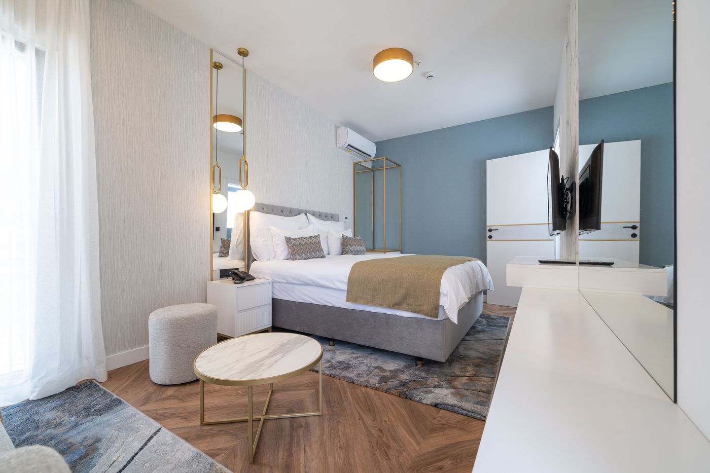 Hotel-Millennium-Room-9