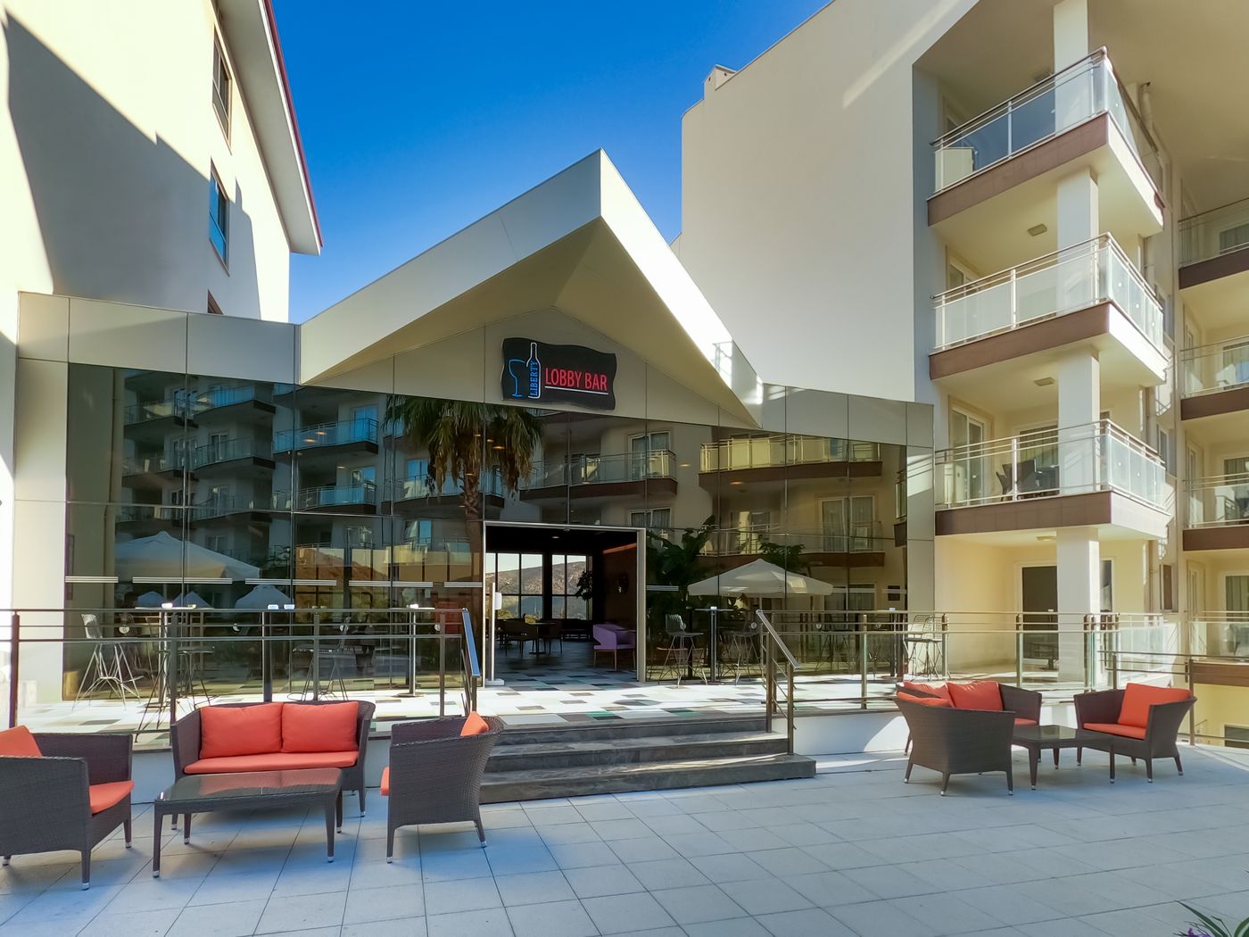 Ramada Hotel & Suite by Wyndham Kusadasi