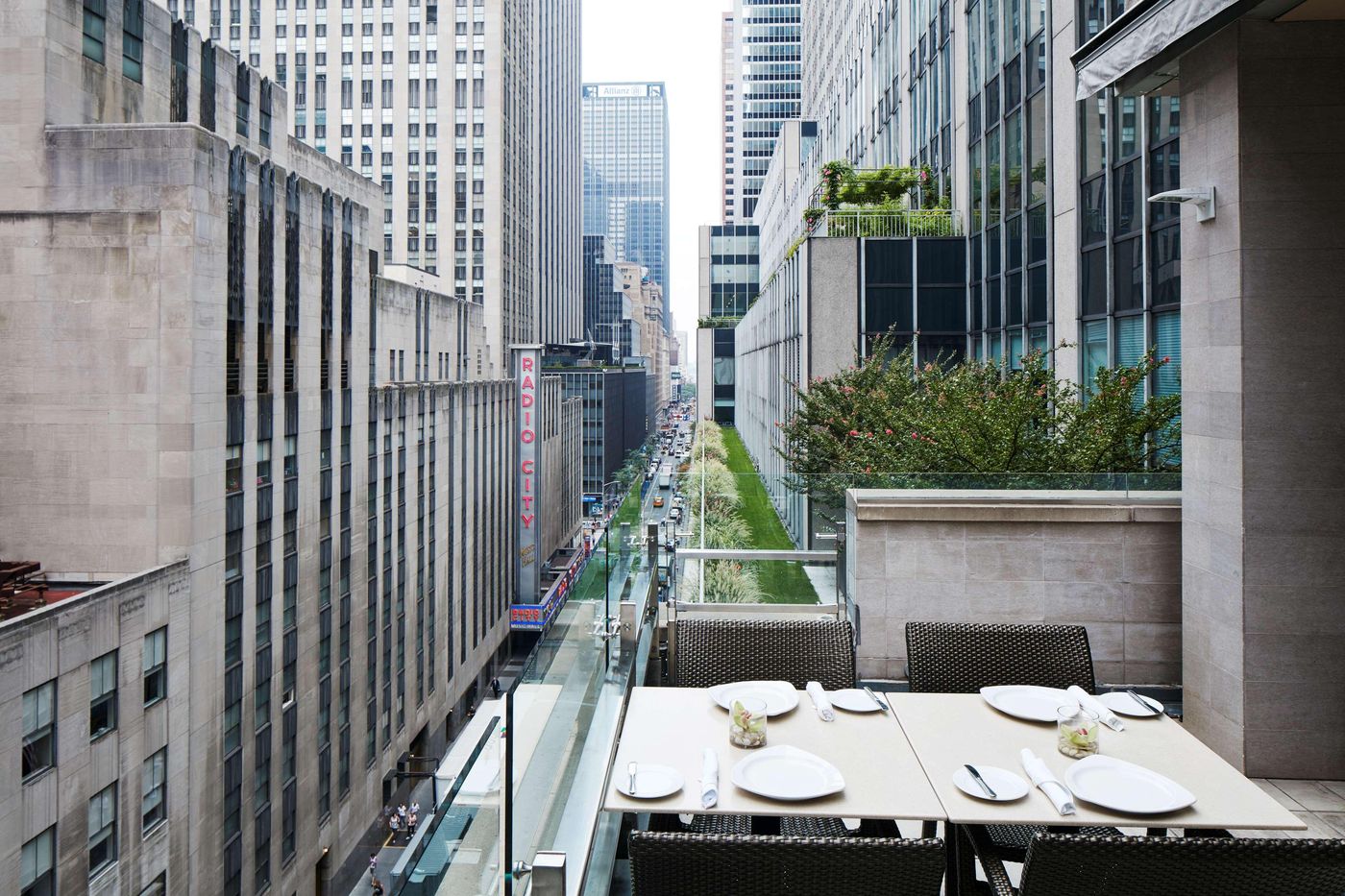 DoubleTree-by-Hilton-New-York-Midtown-Fifth-Avenue-General-view-31