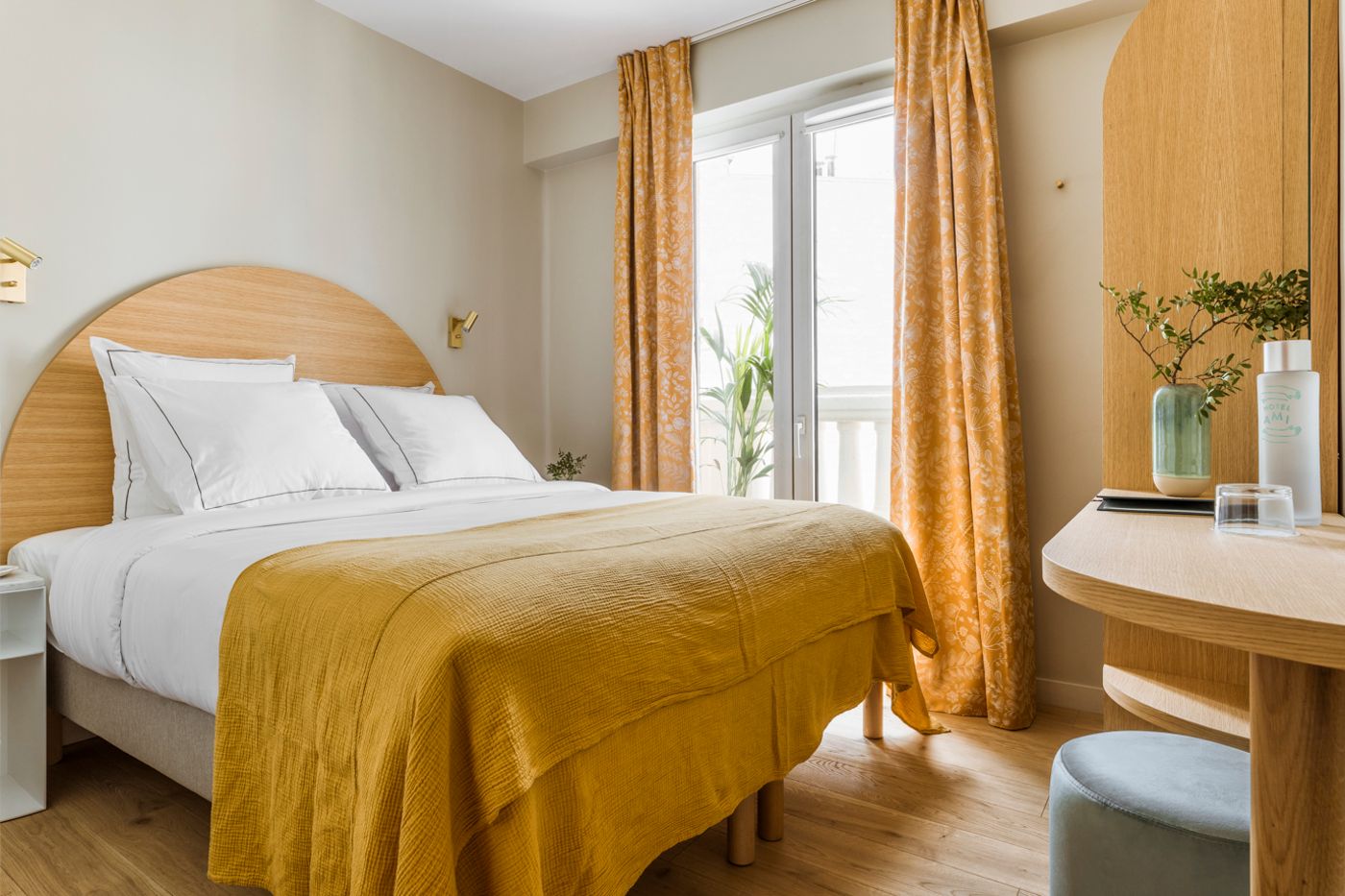 Hotel-Ami---Orso-Hotels-Room-10