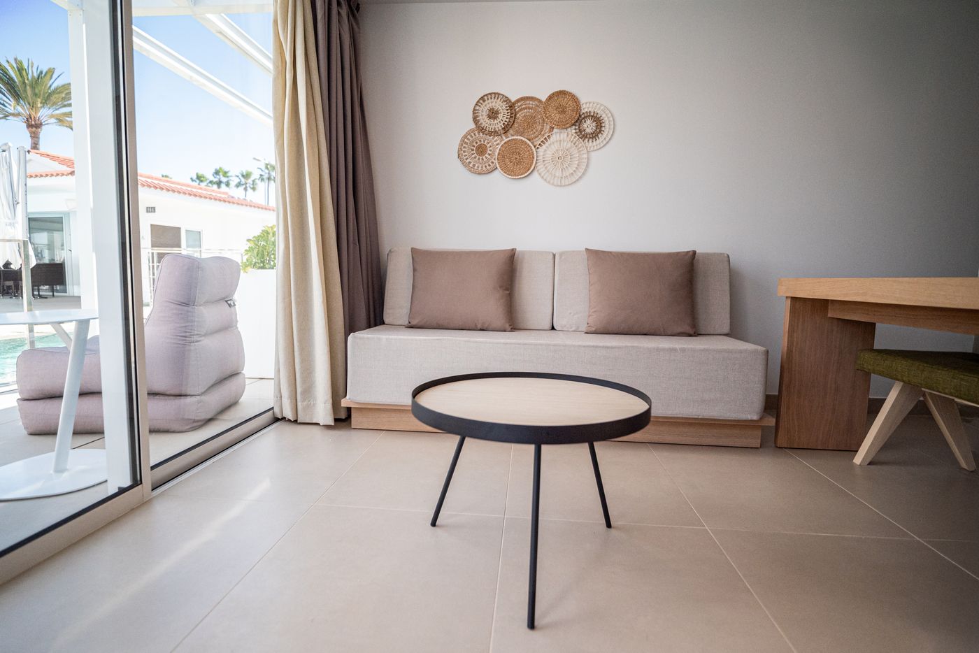 HL-Miraflor-Suites-Room-34