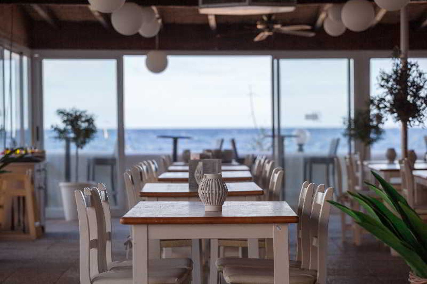 Marina-Palace-by-Intercorp-Hotel-Group-Restaurant-39