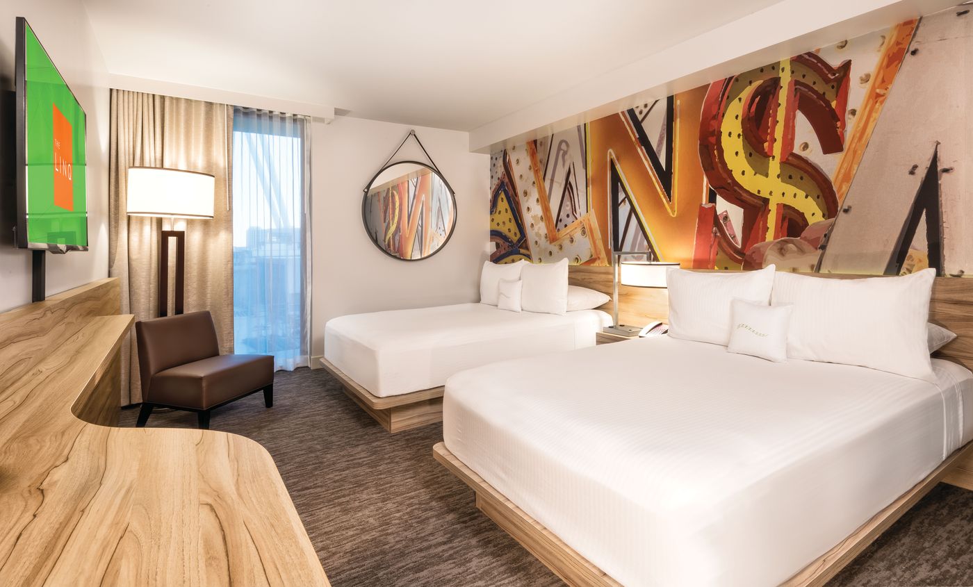 The-LINQ-Hotel-and-Casino---A-Caesars-Rewards-Destination-Room-19