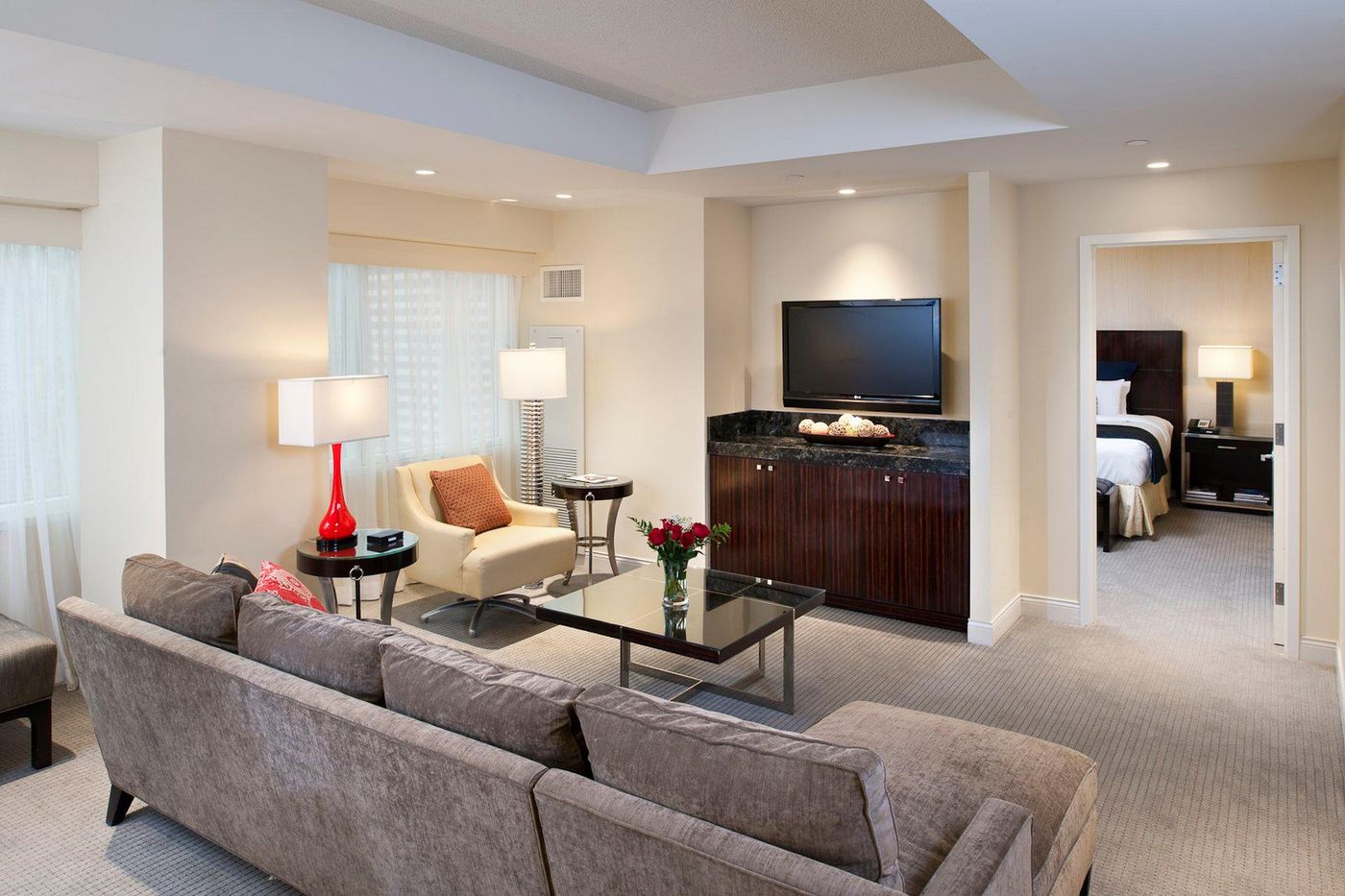 Crowne-Plaza-Times-Square-Manhattan-Room-37