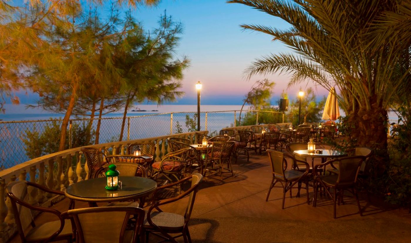 Miarosa-Incekum-West-Resort-Terrace-70