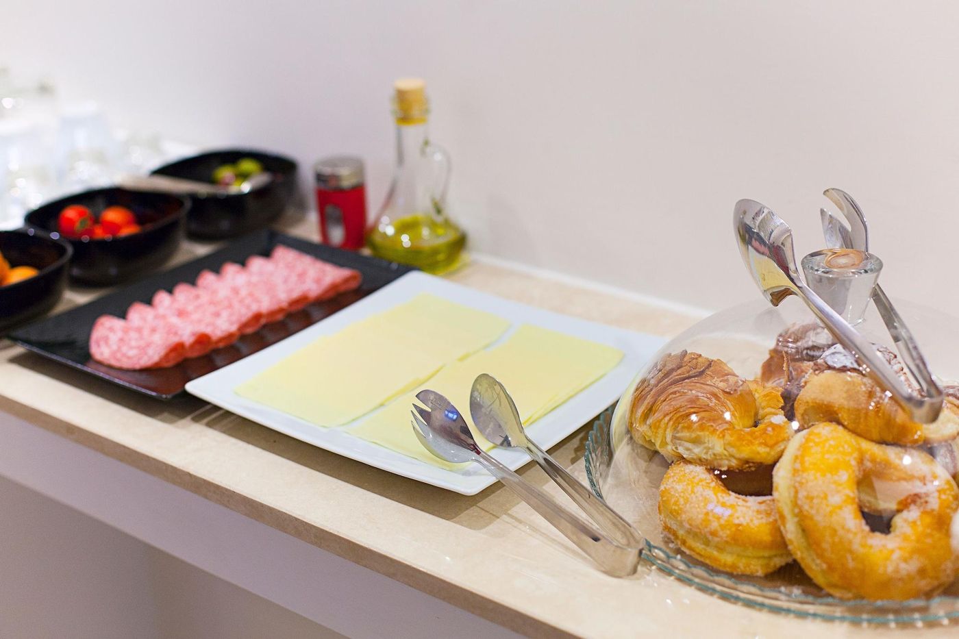 Dada-Suites-Restaurant-39