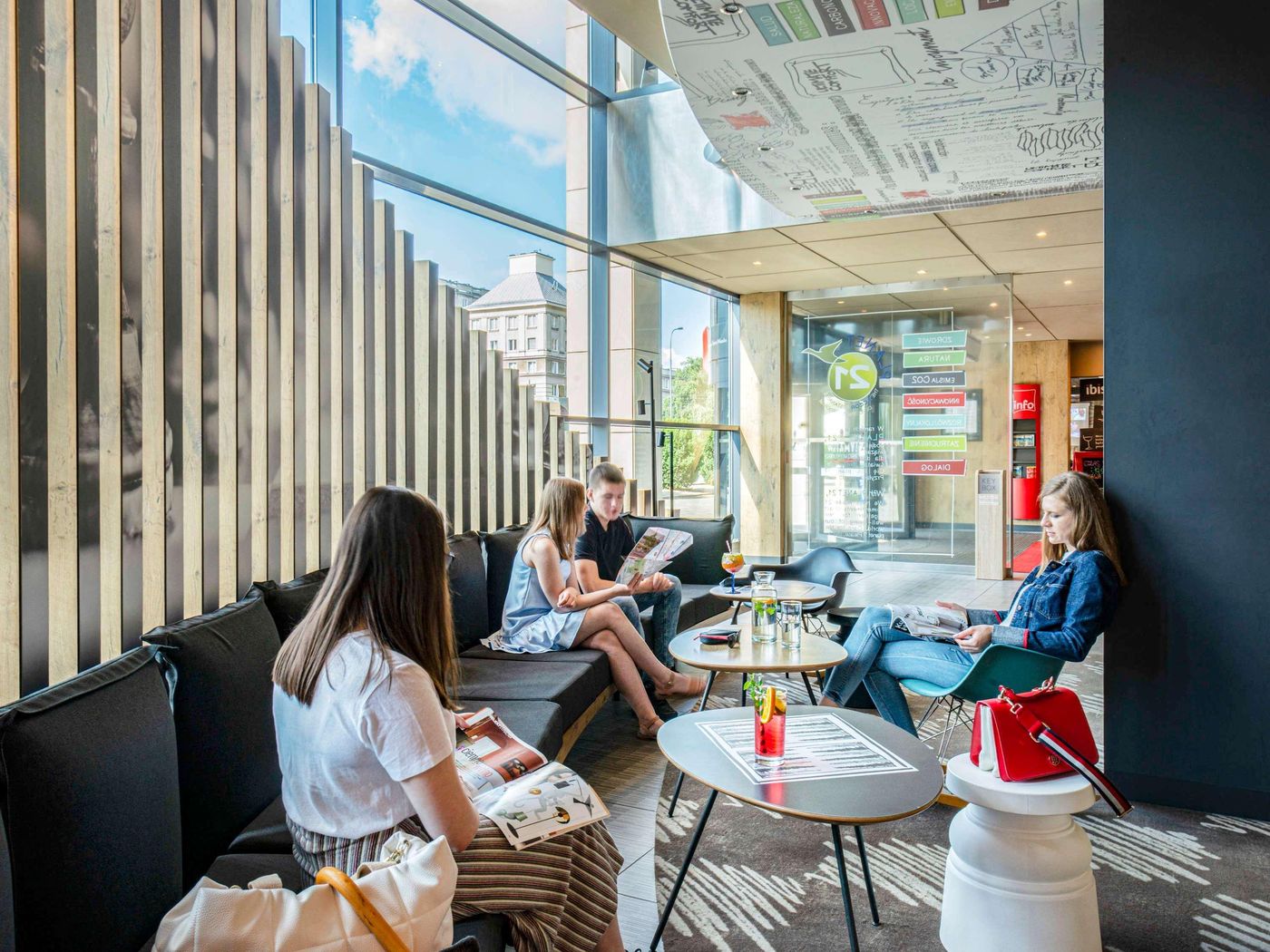 ibis-Warszawa-Stare-Miasto--Old-Town--General-view-14