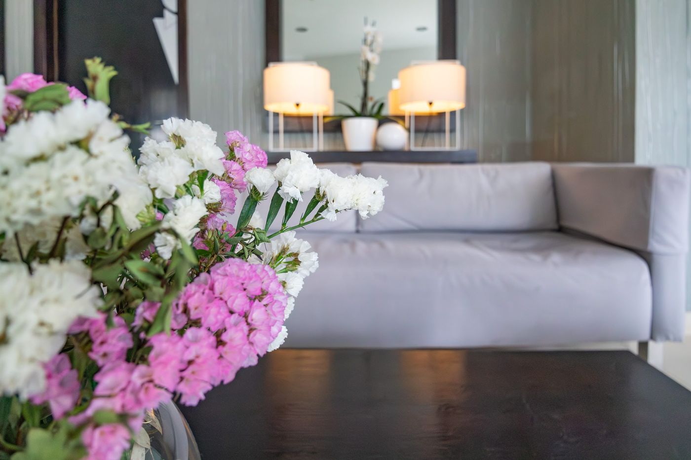 White-Waters-Lobby-18