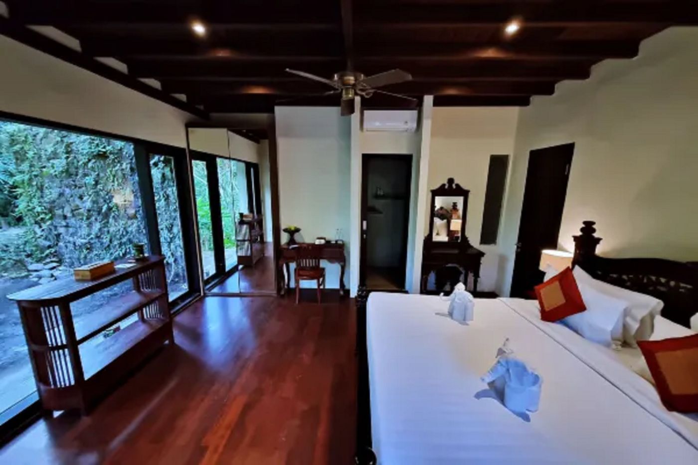 BeingSattvaa Luxury Ubud-Indonesia-Bali-Room-10