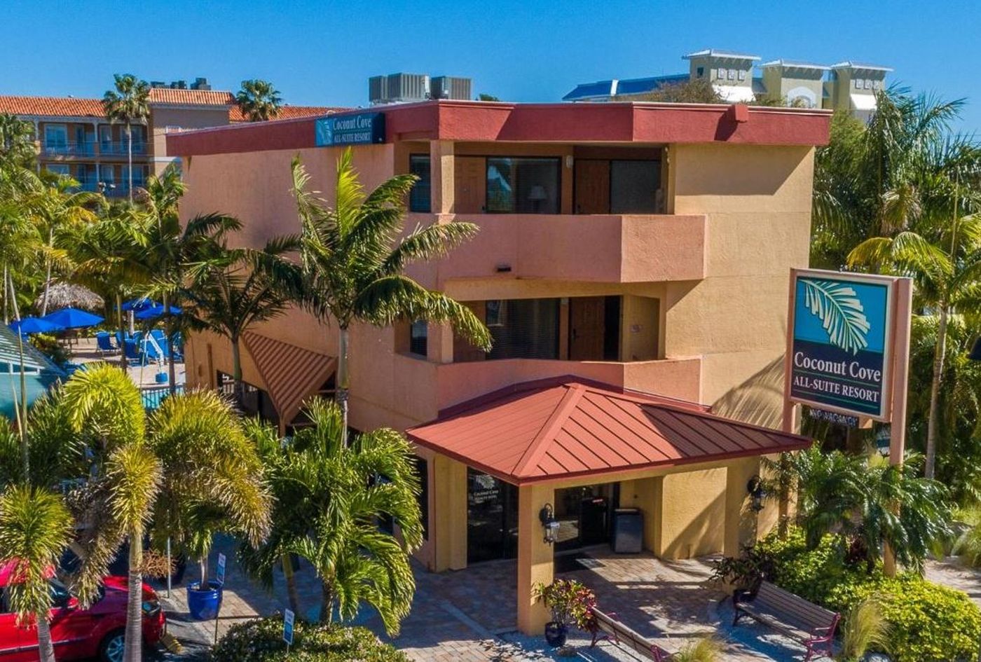 Coconut Cove All-Suites Hotel