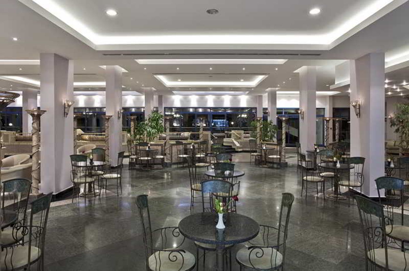 Sunrise-Resort-Hotel-Lobby-43