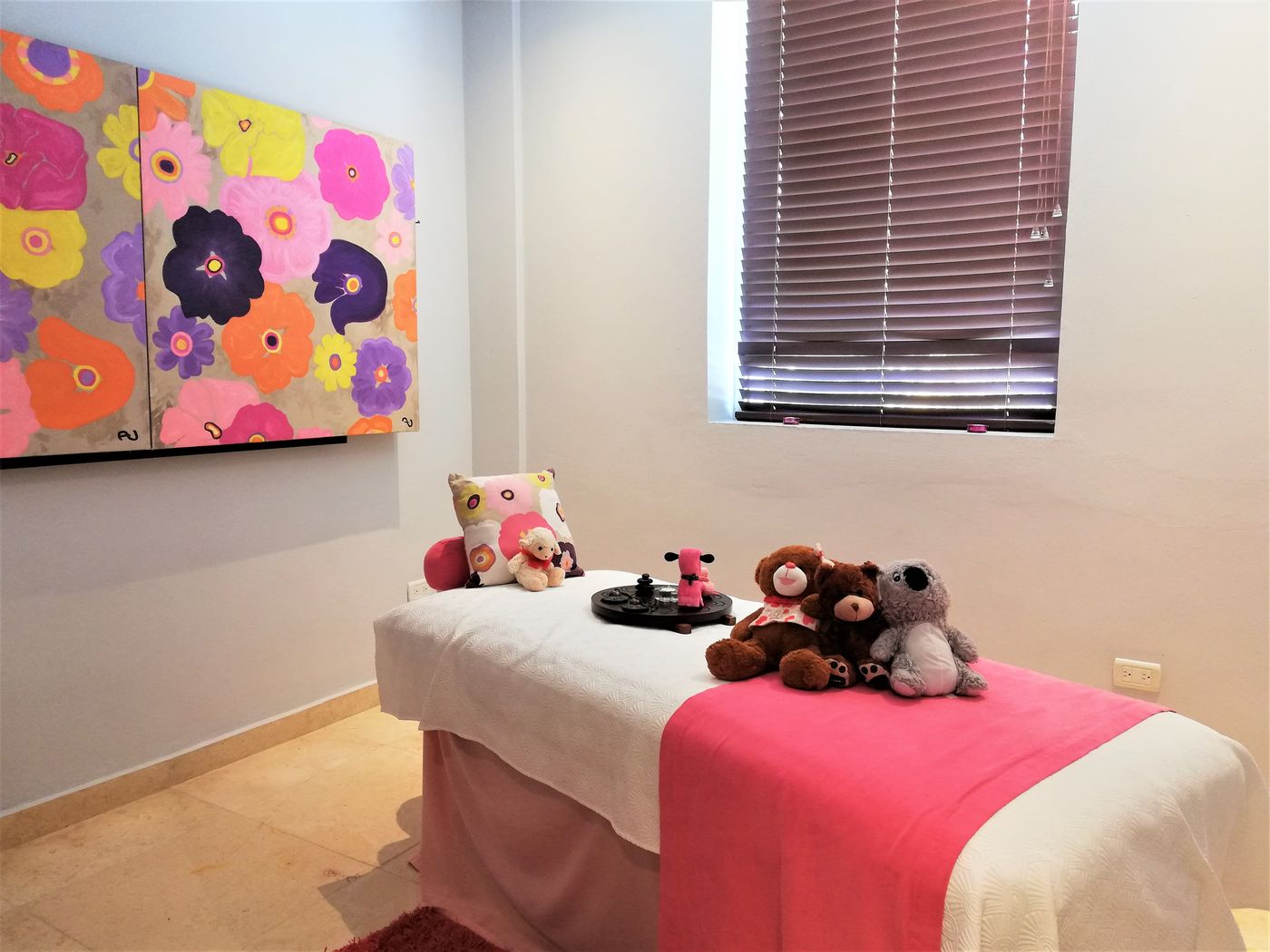 Essence-at-the-Fives-Beach-Sports-and-Entertainment-65