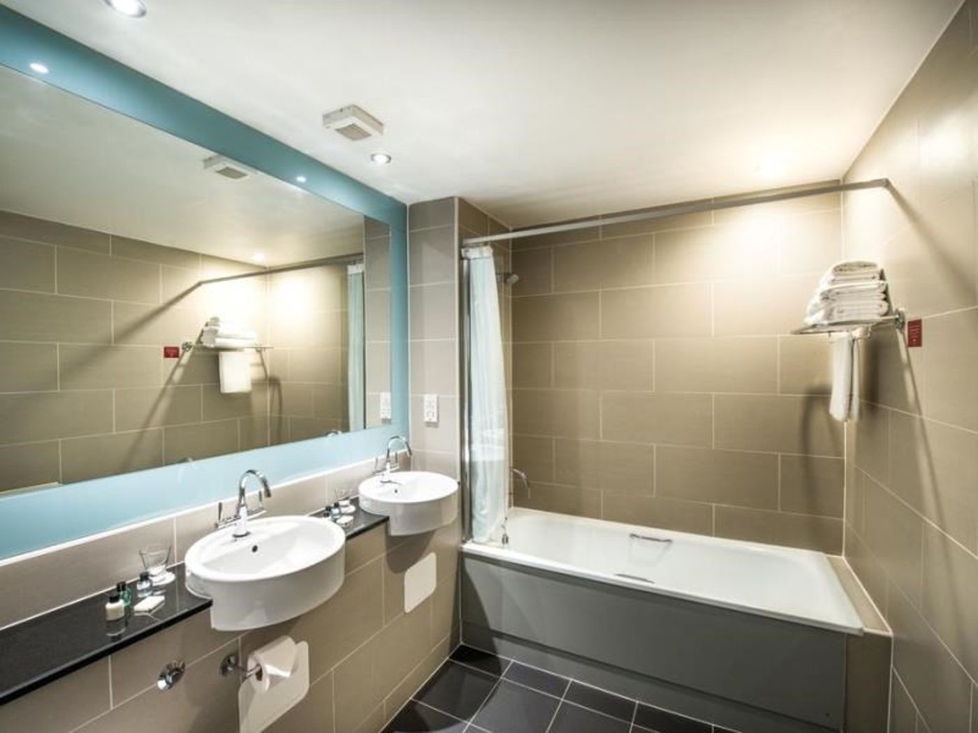 Leonardo Hotel Edinburgh City - United Kingdom - EDINBURGH - Room - 1