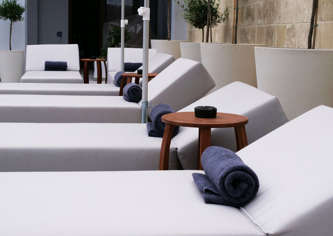 Ikones-Seafront-Luxury-Suites---Adults-Only-Pool-11