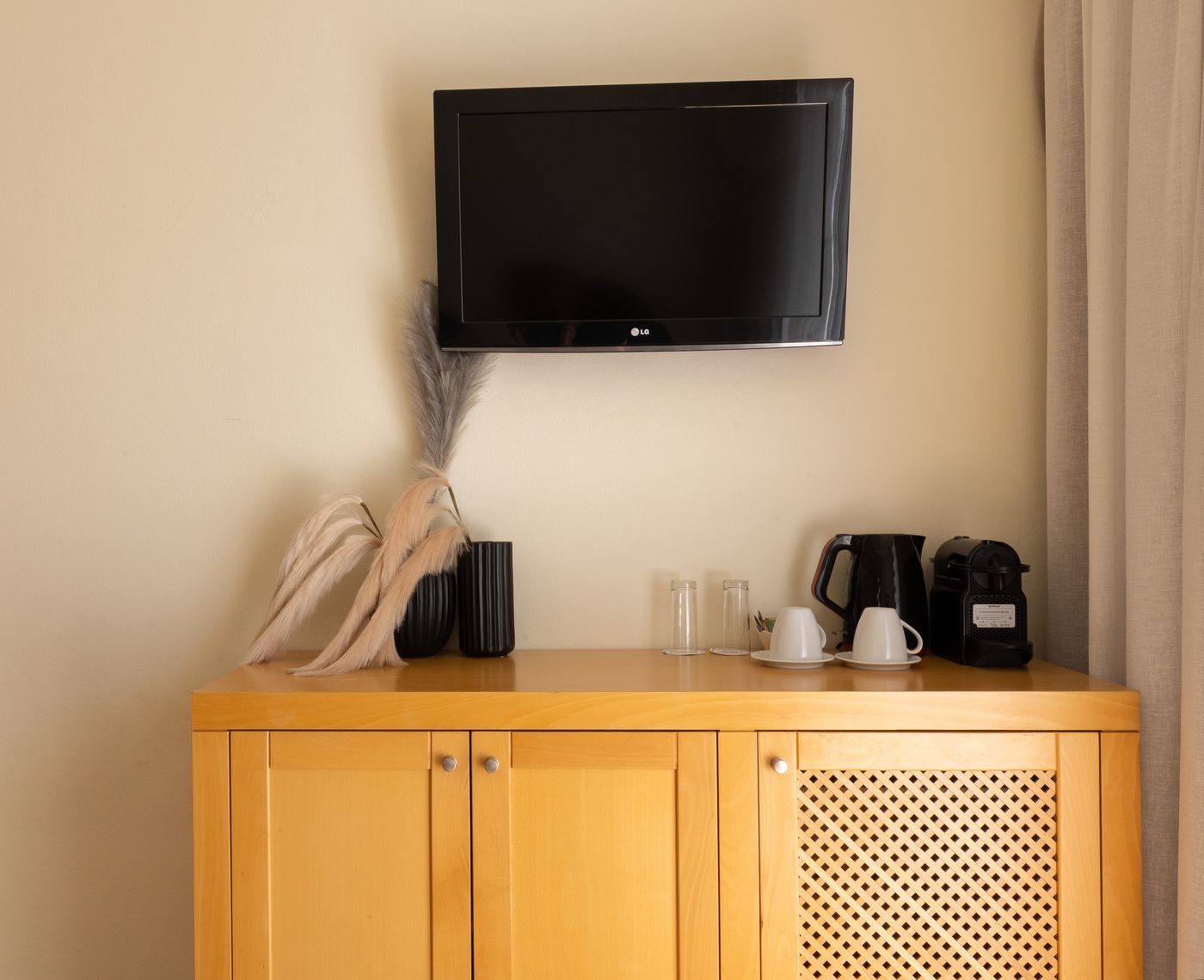 Ariadne-Beach-Room-30