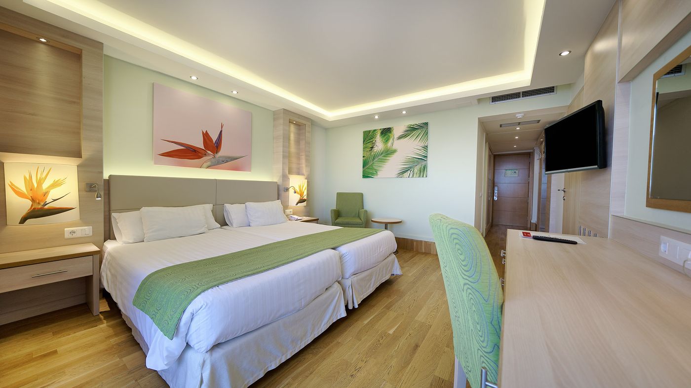 Costa-Canaria-Room-14