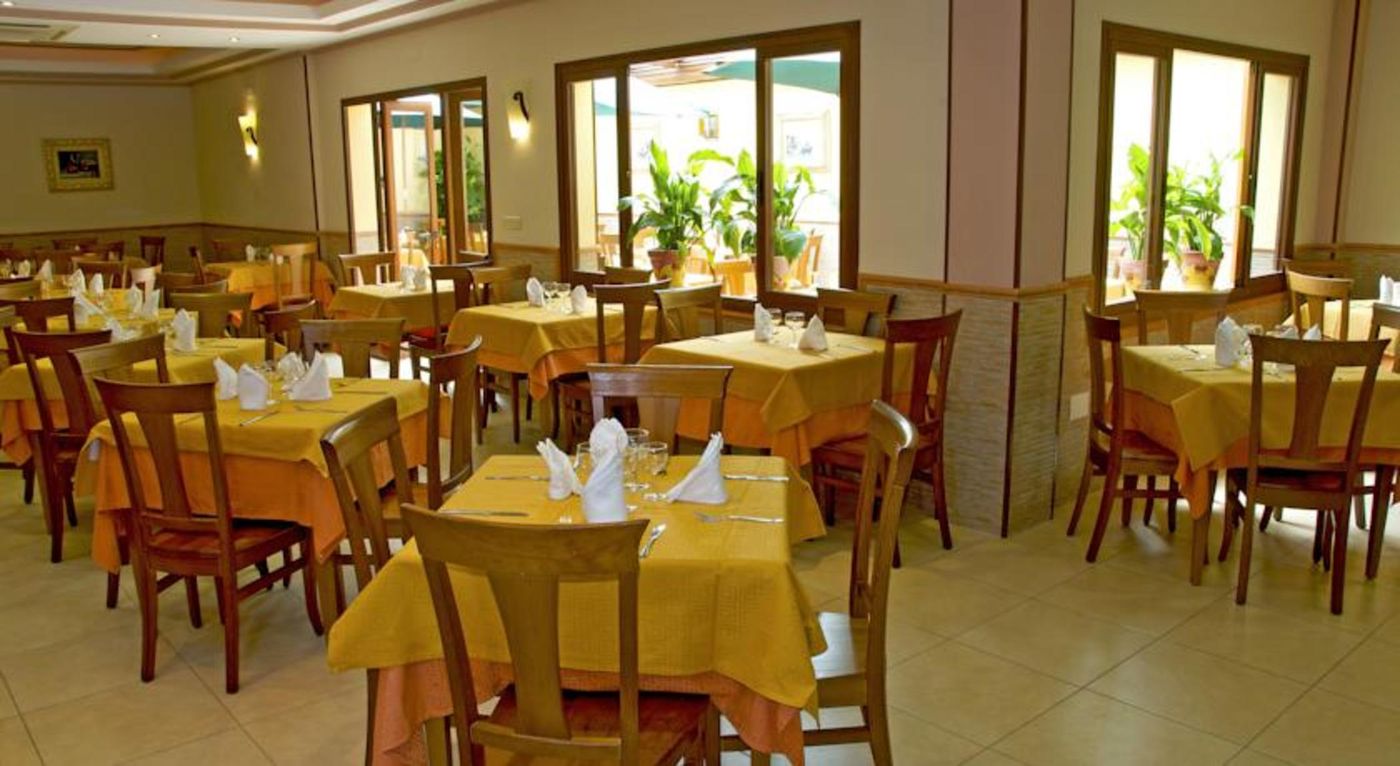 Las-Rampas-Restaurant-32