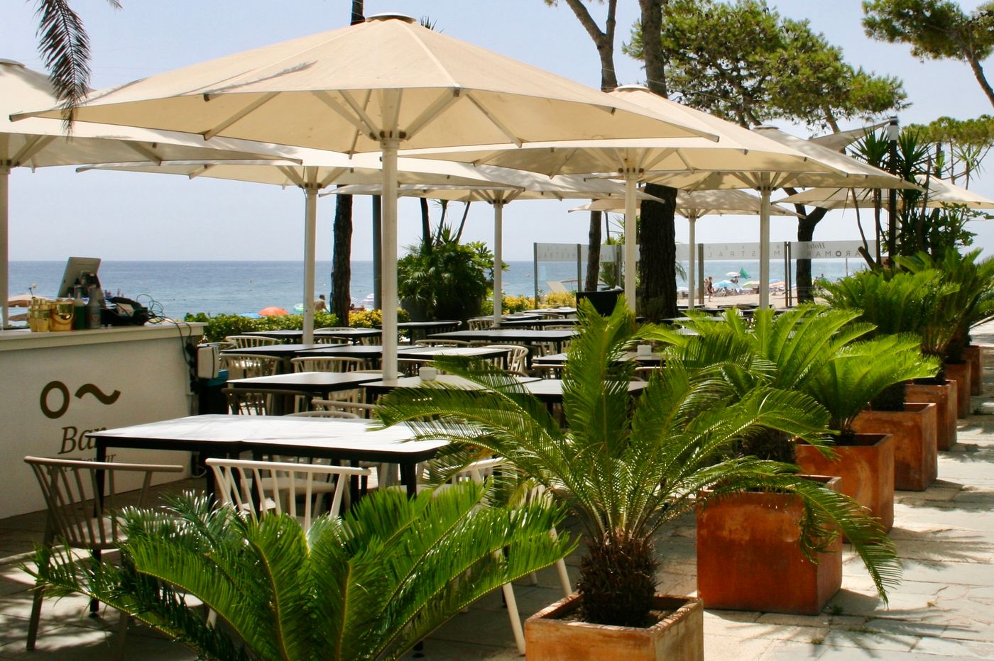 12.06.25 Hotel Aromar