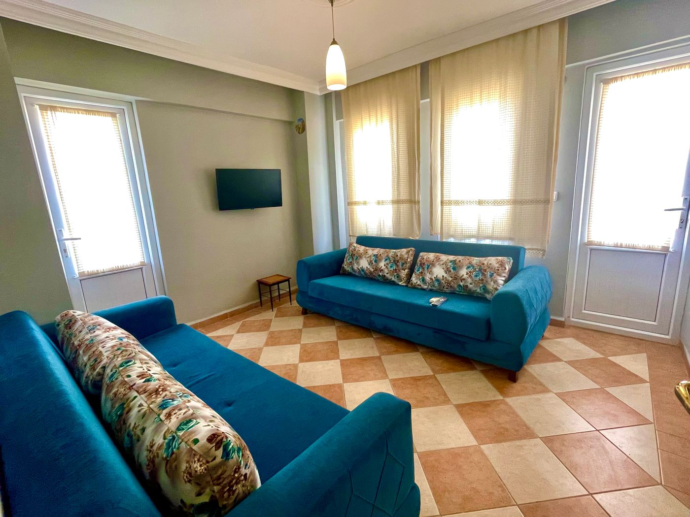 Mountain Valley Apartments 