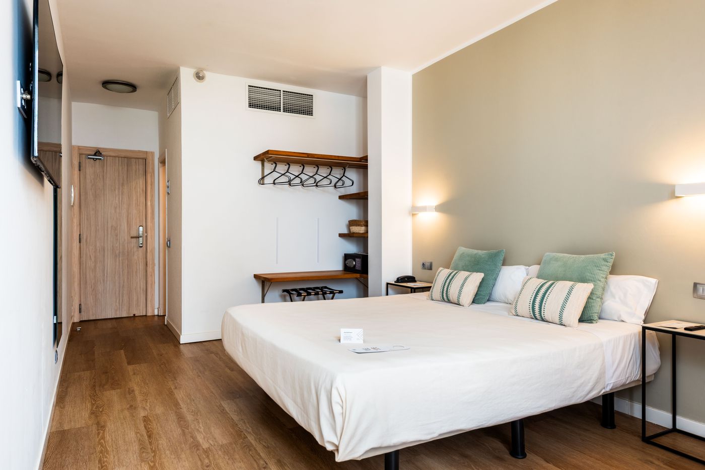 Menorca-Patricia-Room-15