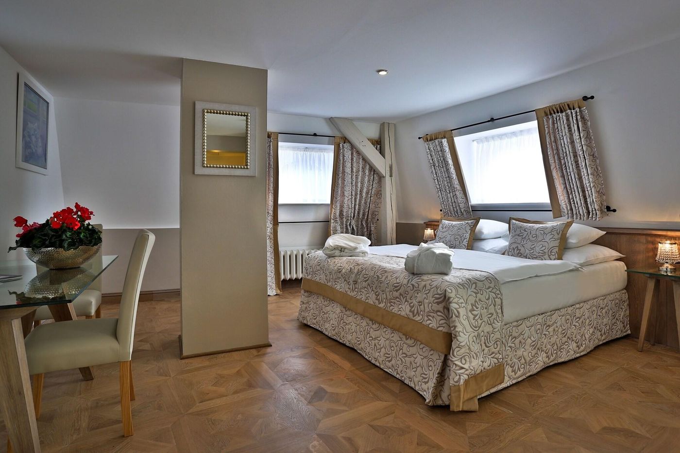 Belvedere-Hotel-Prague-Room-10