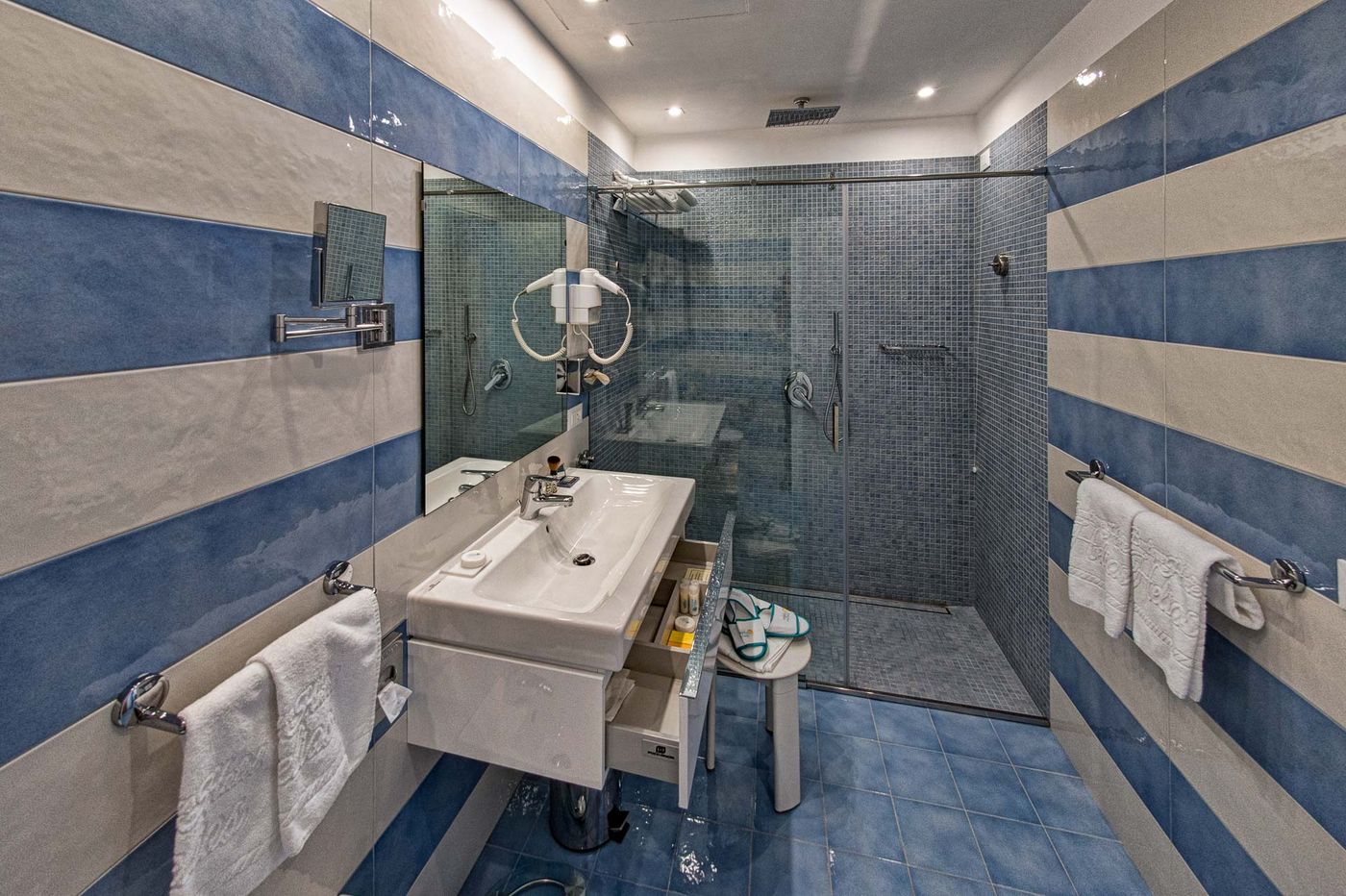 Boutique Hotel Helios-Italy-SORRENTO-Room-8