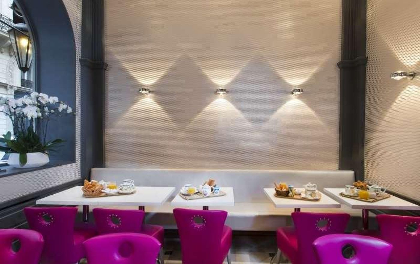 Royal-Opera-Restaurant-32