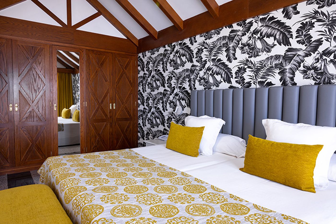 Paradise-Park-Fun-Lifestyle-Hotel-Room-44