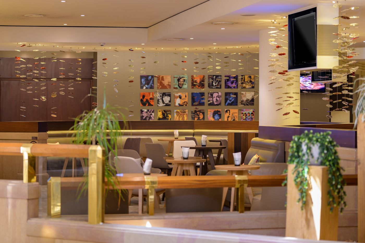 Movenpick-Hotel-And-Casino-Geneva-General-view-4