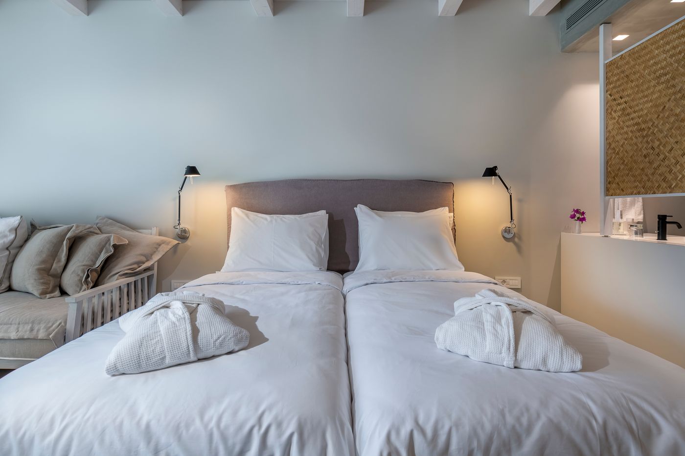 Caravia-Beach-Hotel-Room-22