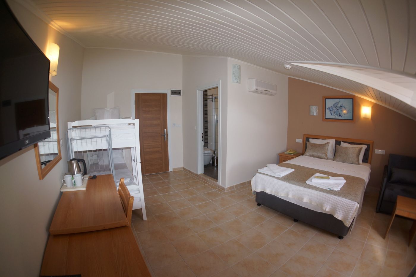 Tonoz-Beach-Hotel-Room-33