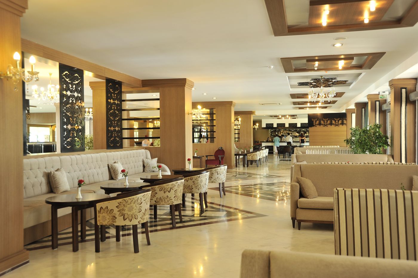 Seaden-Side-Corolla-Lobby-48