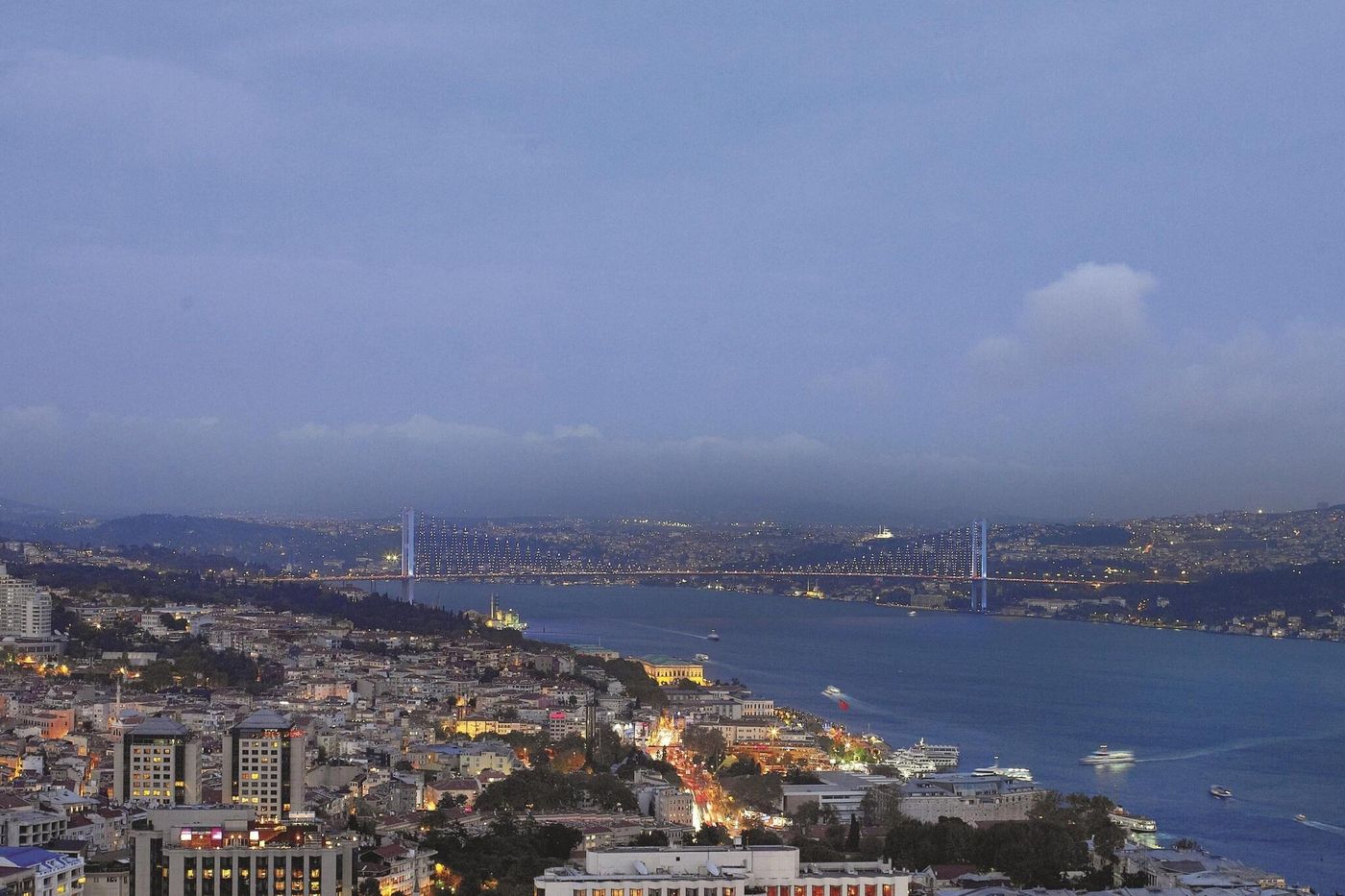 The-Ritz-Carlton-Istanbul-General-view-103