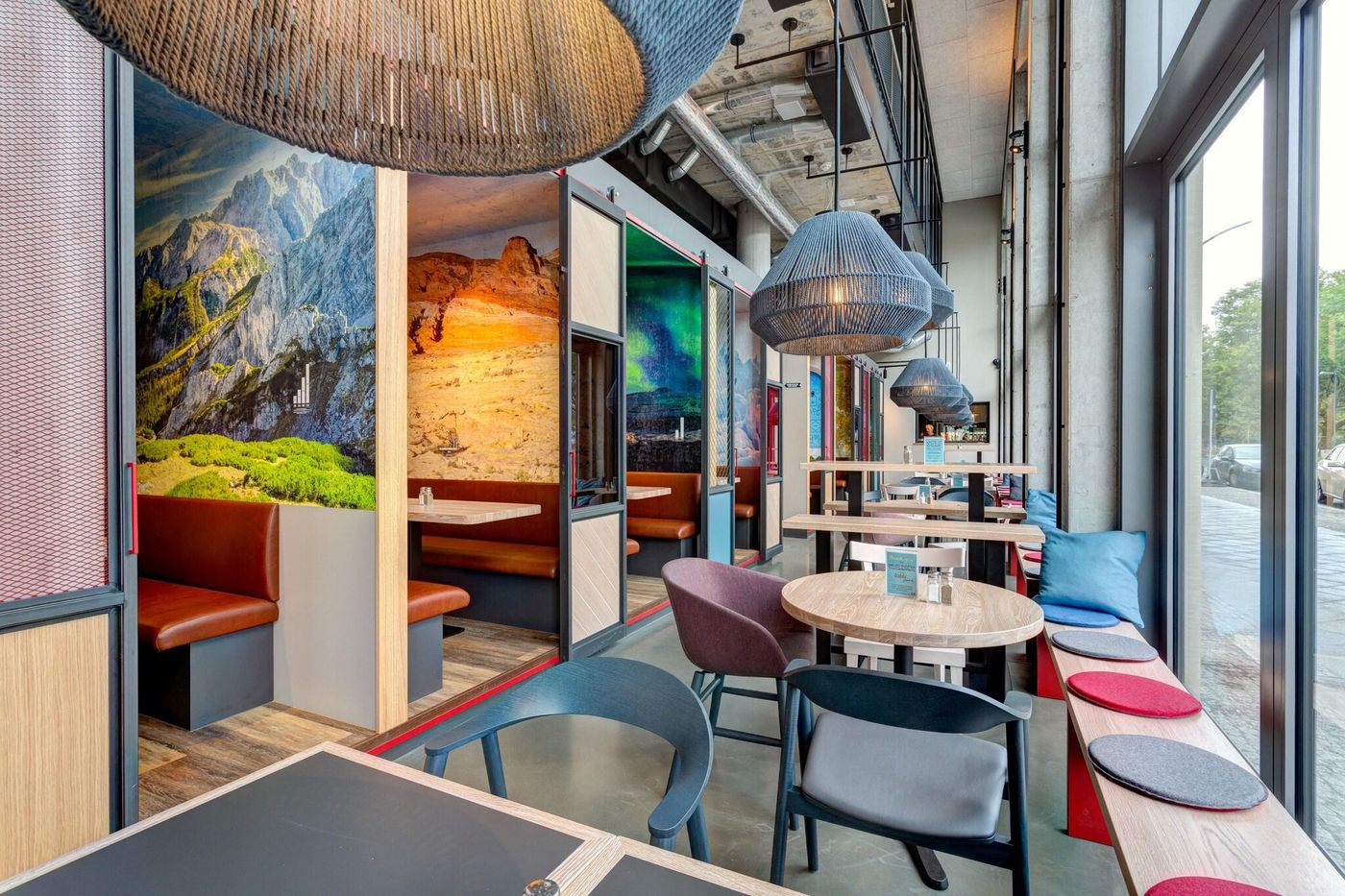 Schulz-Hotel-Berlin-Wall-At-The-East-Side-Gallery-Restaurant-14