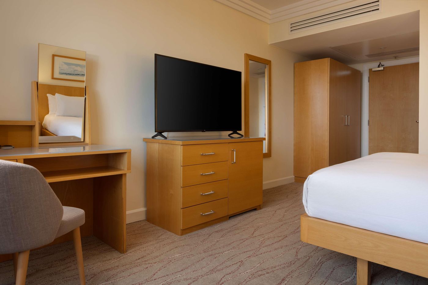 Hilton-Dublin-Airport-Room-23