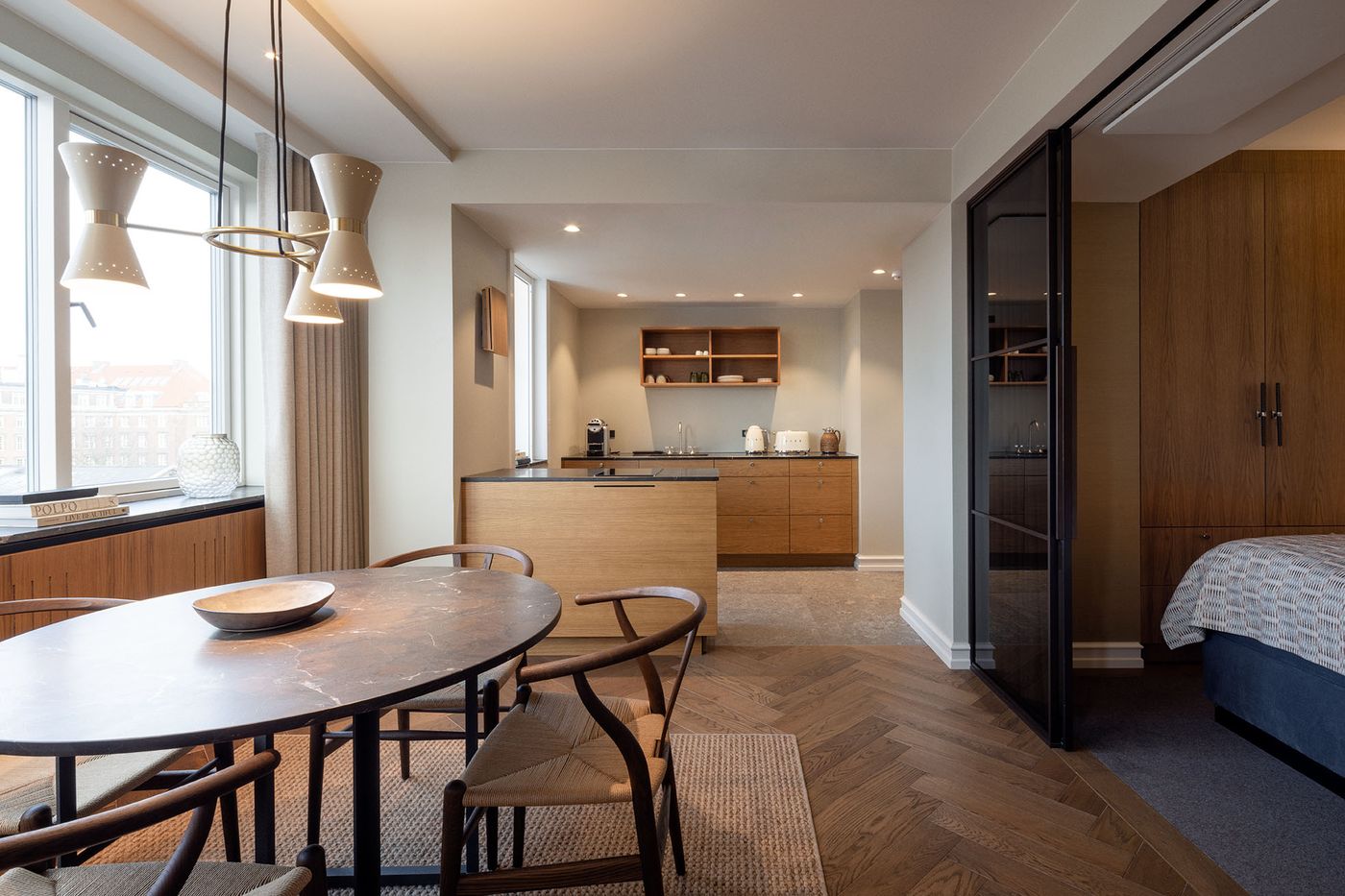 Hypernym-Luxury-Apartments-Room-5