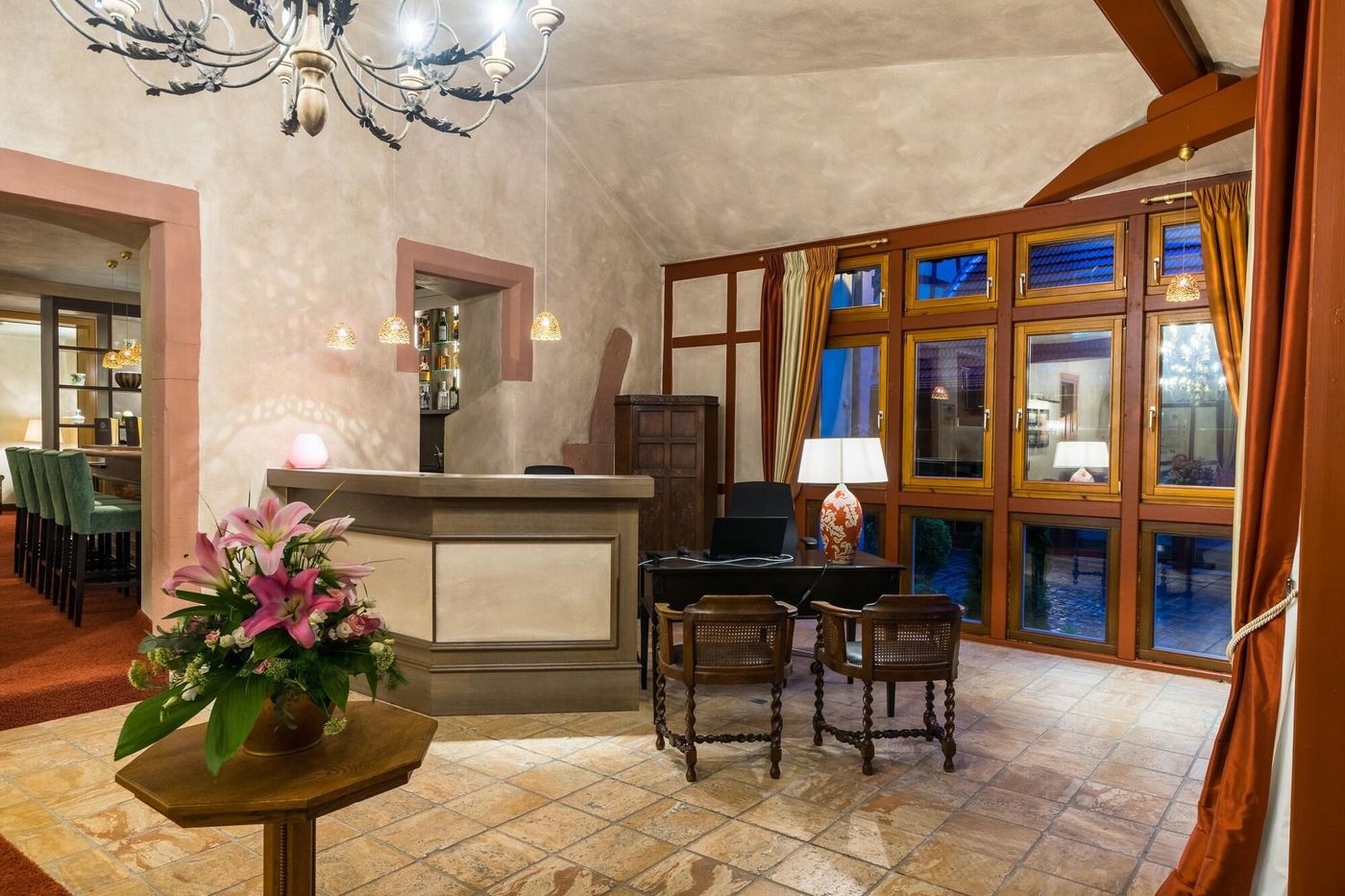 Schlosshotel Weyberhöfe - Germany - SAILAUF  - Lobby - 1